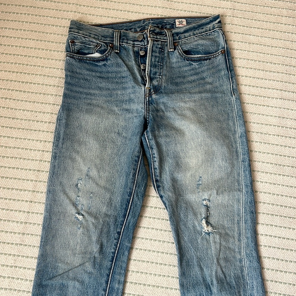 Levi’s light jeans